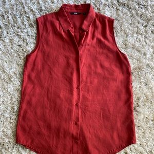 Uniqlo button down collared tank
